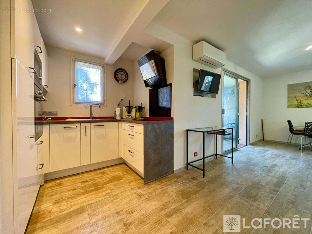 Appartement à FREJUS