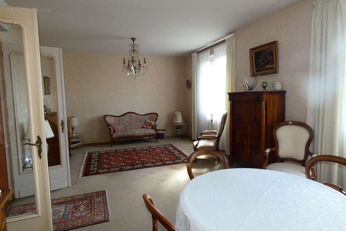 Appartement à MONTLUCON