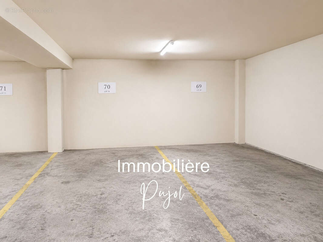 Achat Parking Privatif à l'Unité ou en Lots   Marseille 6e, Quartier Castellane / Prado - photo 3