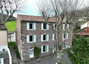 Maison à SAINT-VICTOR-ET-MELVIEU