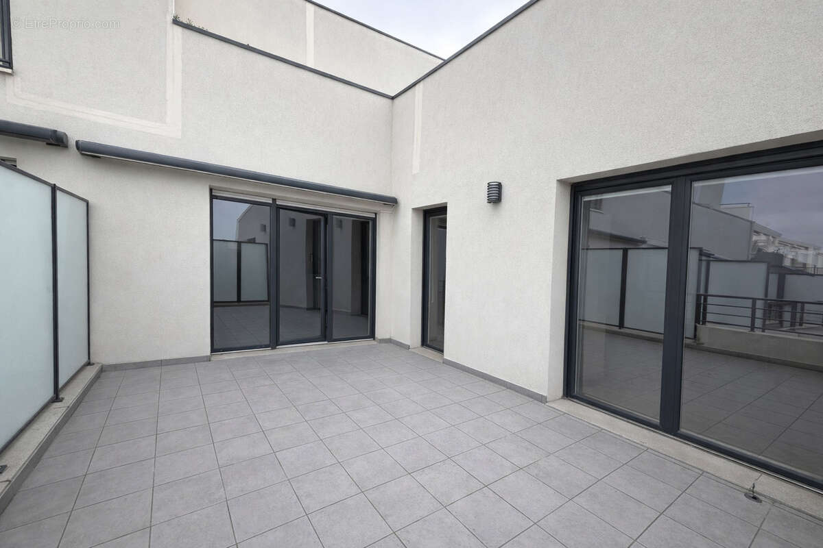 Appartement à MARSEILLE-10E