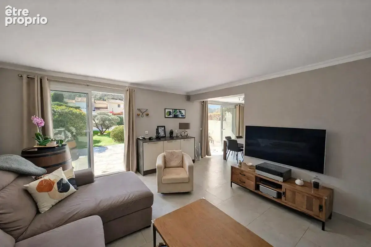 Villa familiale avec jardin paysager - photo 19