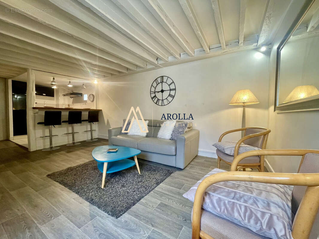 Appartement à PARIS-9E