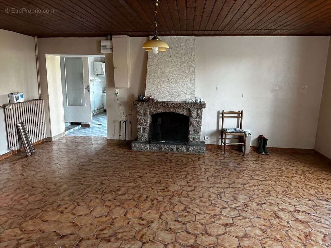 maison 21 - Maison à PIPRIAC