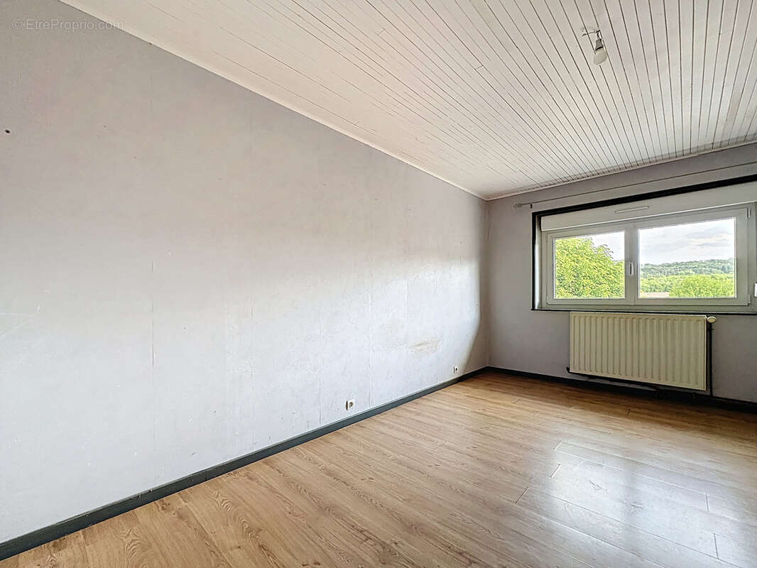 Maison à REMONCOURT