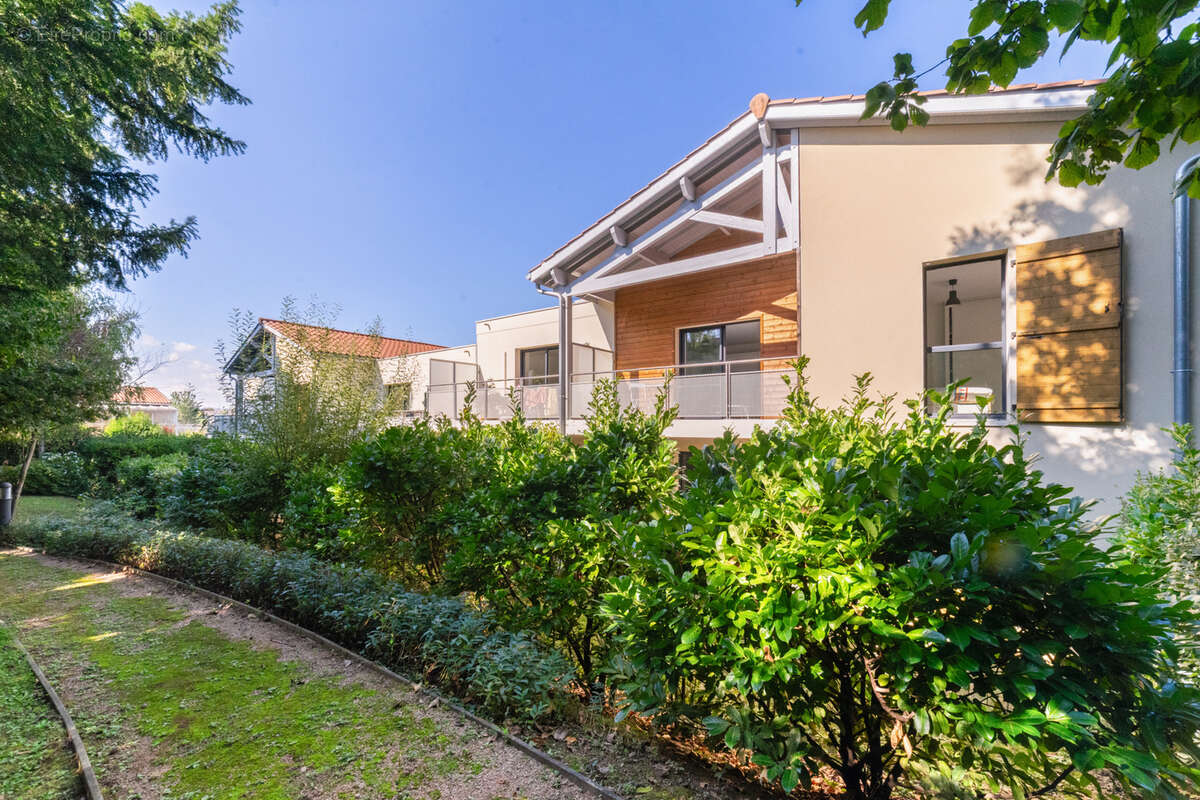 Appartement à SAINTE-FOY-LES-LYON
