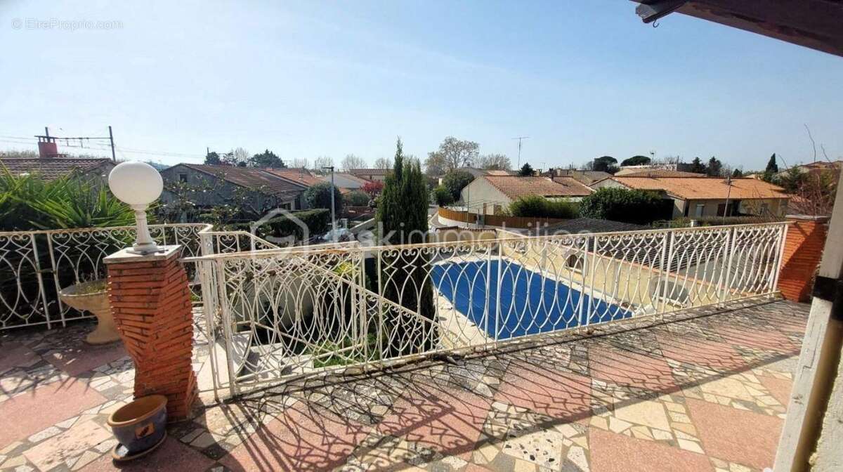 Maison à MORIERES-LES-AVIGNON