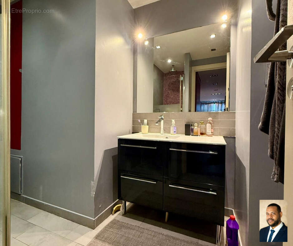 Appartement à PARIS-11E