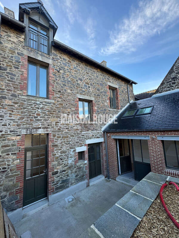 Maison à SAINT-SULIAC