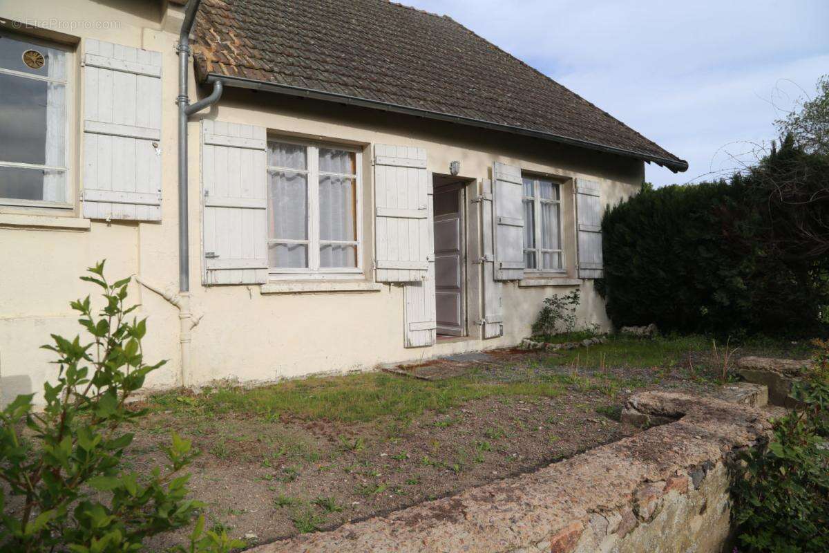 Maison à AUTUN