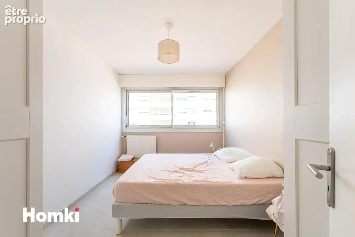 Appartement T3 de 72 m² à Marseille 13004, Boulevard de la Fédération - photo 6