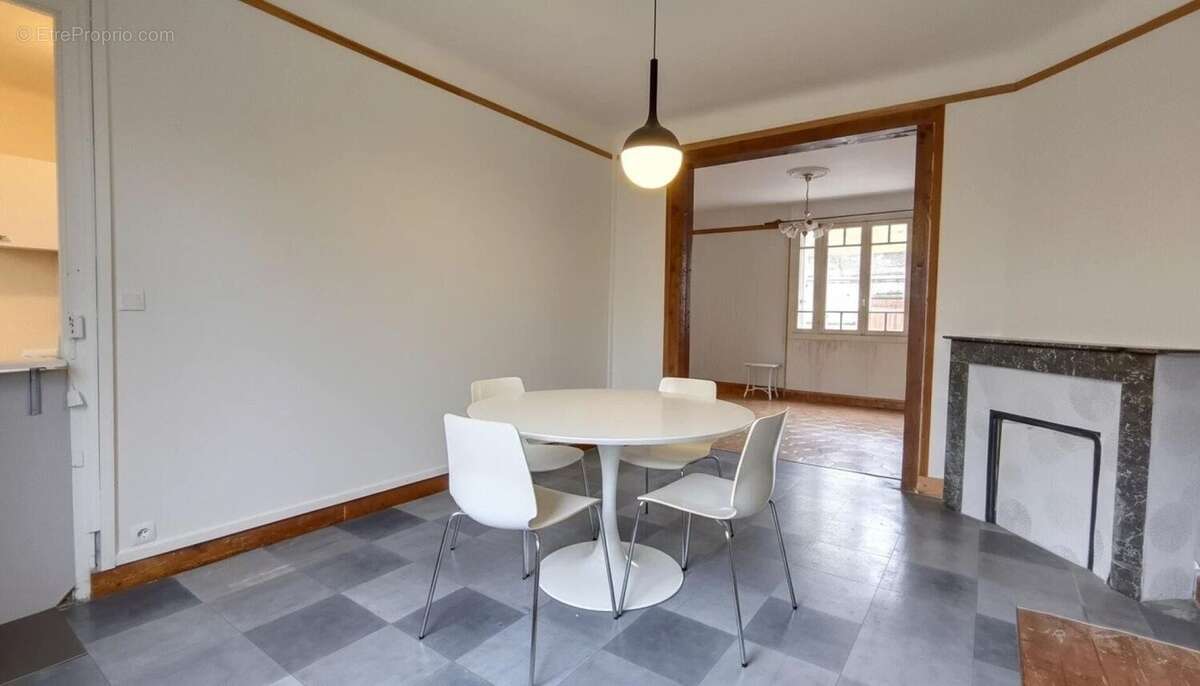 Maison 130 m² à Auffreville-Brasseuil  - photo 6