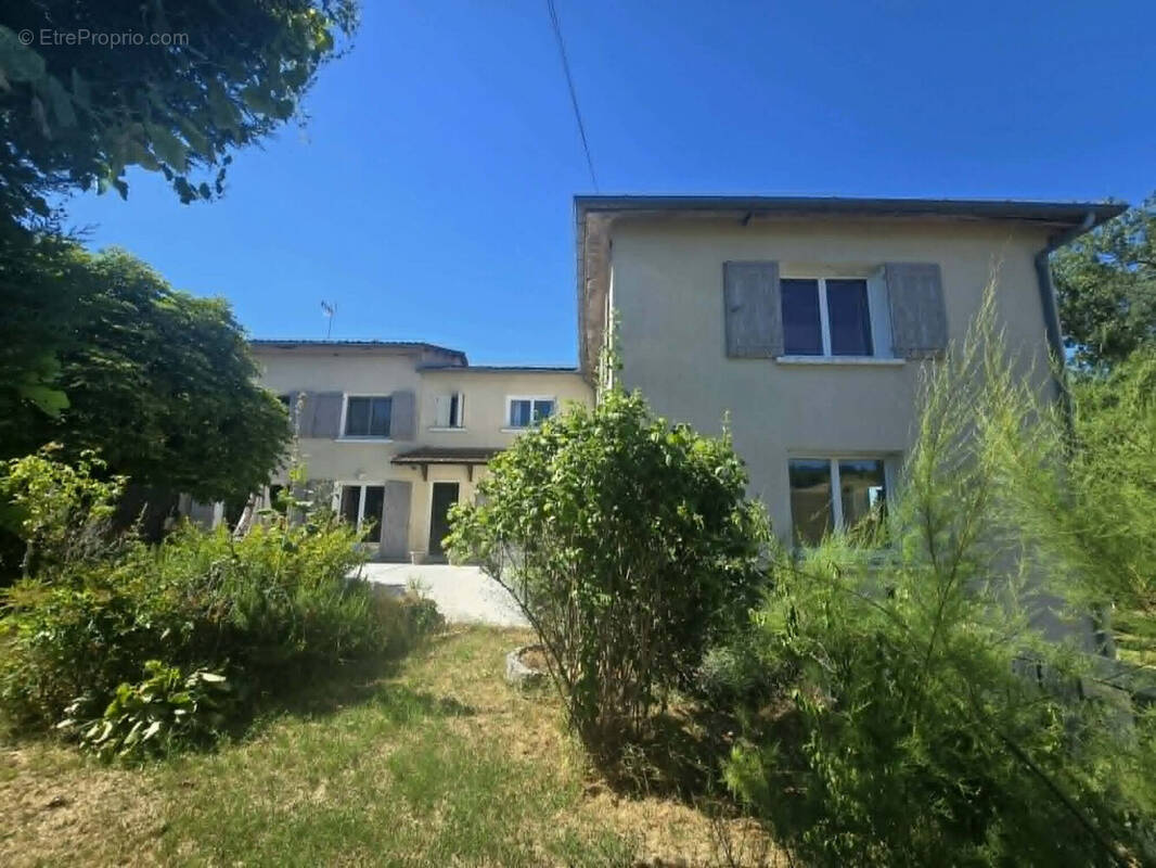 Maison à CHALAIS