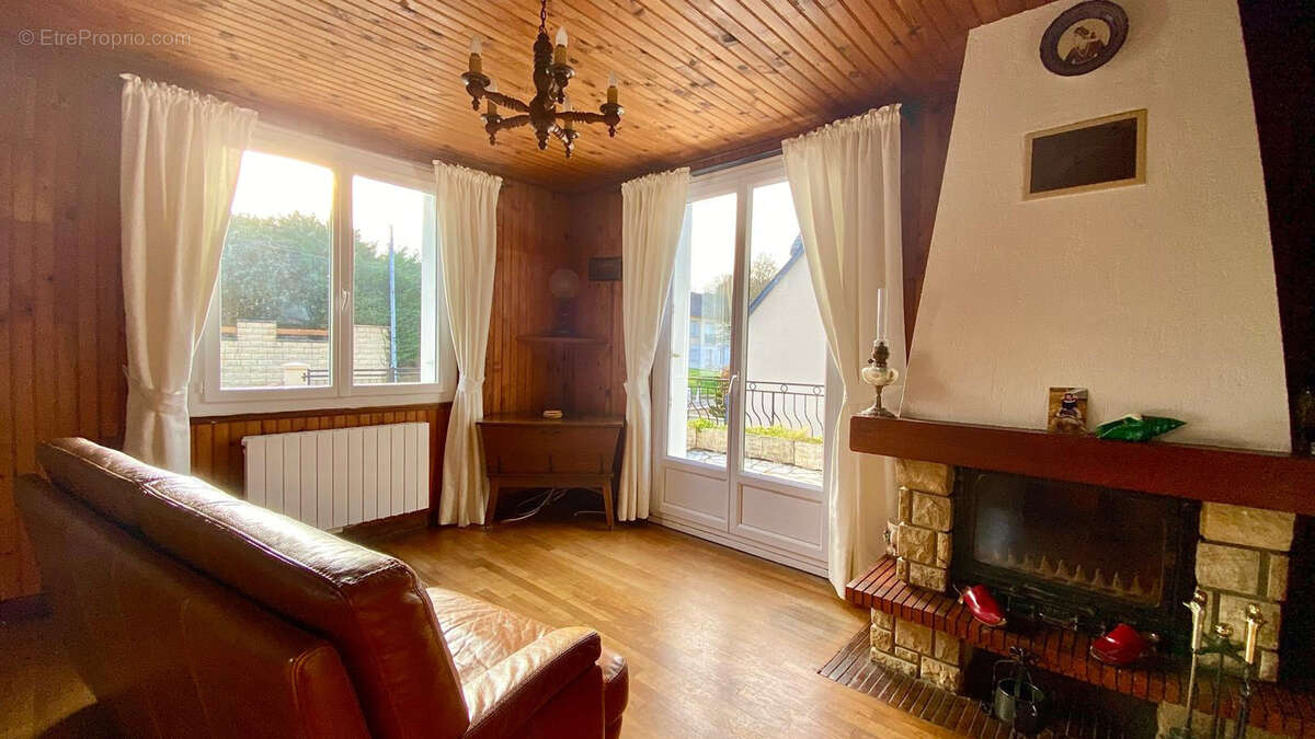 Maison à MONTRICHARD