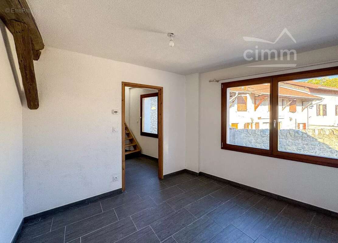 Appartement à LE TOUVET