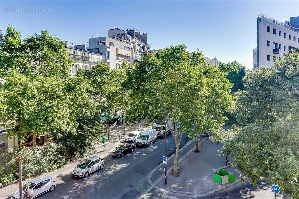 Appartement à PARIS-19E