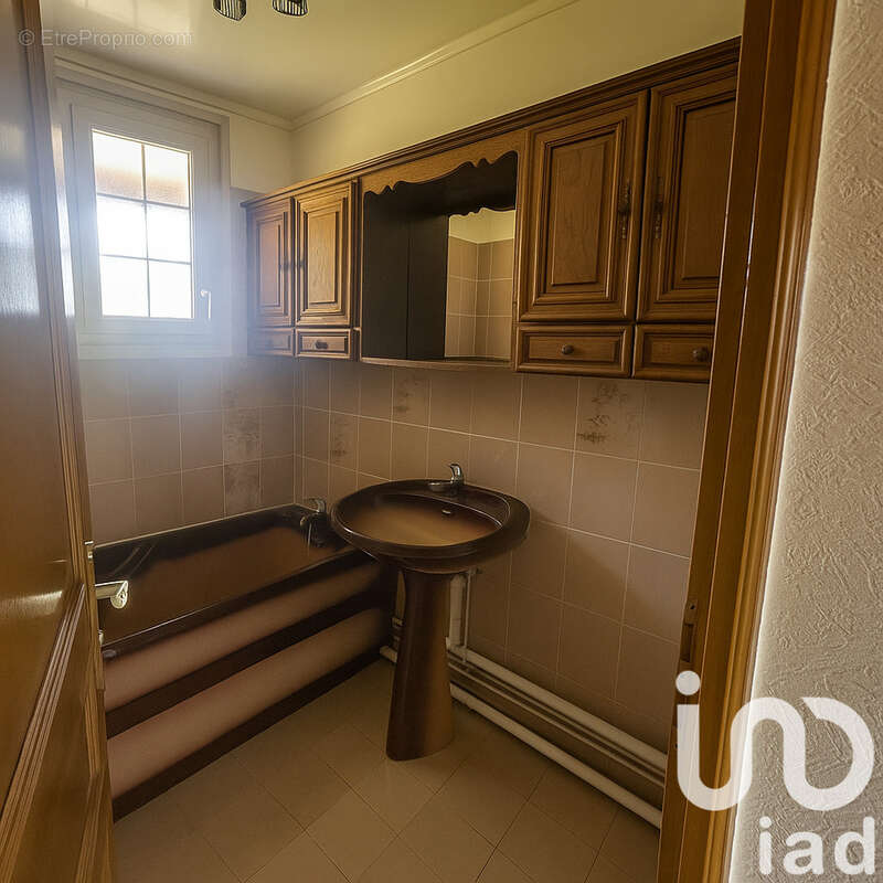 Photo 8 - Maison à MALAUNAY