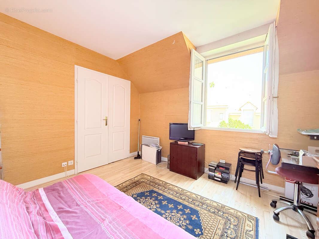 Maison à RUEIL-MALMAISON