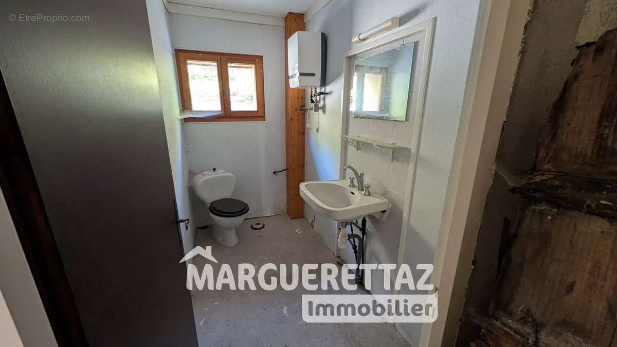 Maison à SAINT-JEAN-DE-THOLOME