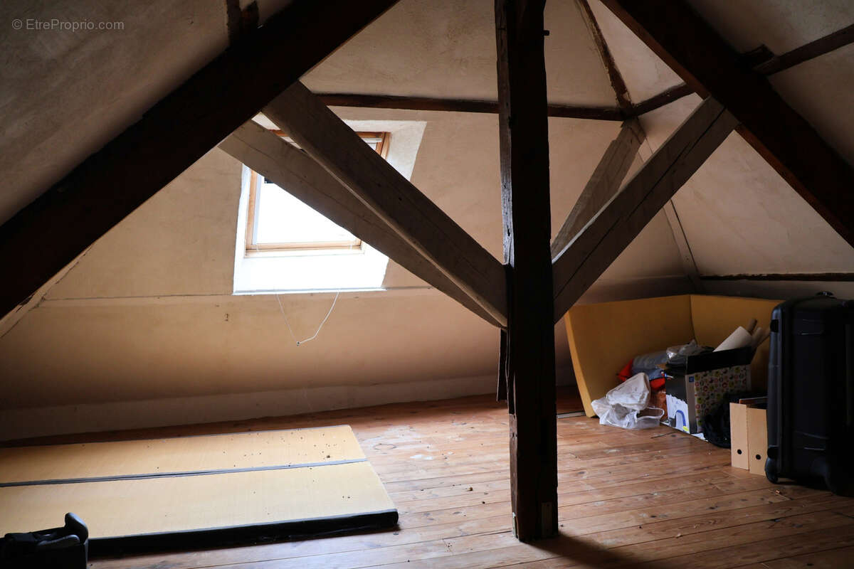 Maison-appartement, à RENNES, quartier Nord - Saint-Martin / 4 chambres et cour-terrasse privative - photo 14
