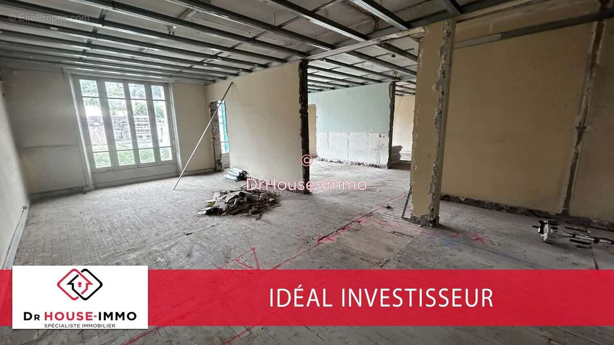 Appartement 450 m² à Tulle  - photo 3
