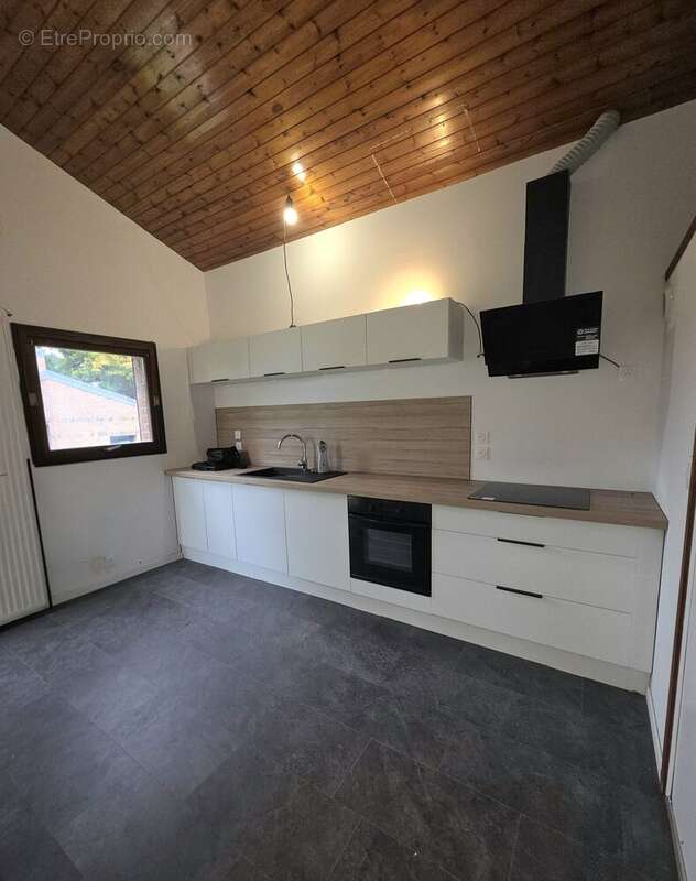 Maison à AULNOYE-AYMERIES