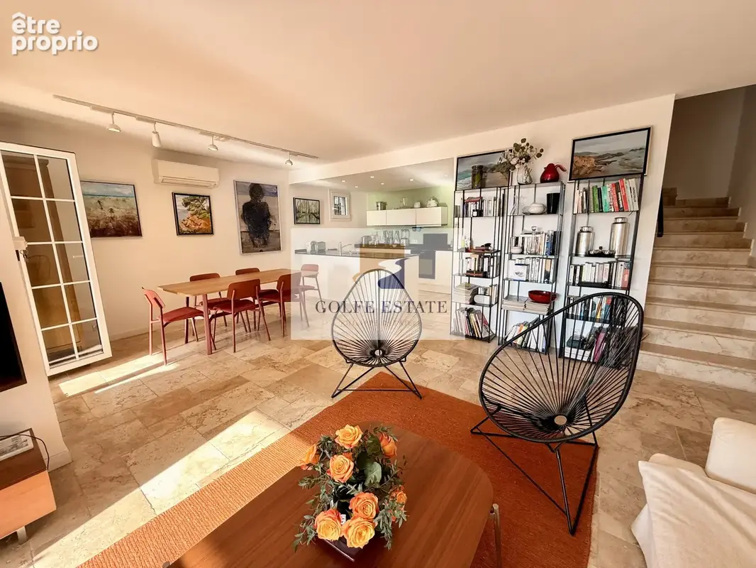 RARE À GIGARO vue mer : mas de 100 m2 avec 3 chambres - photo 8