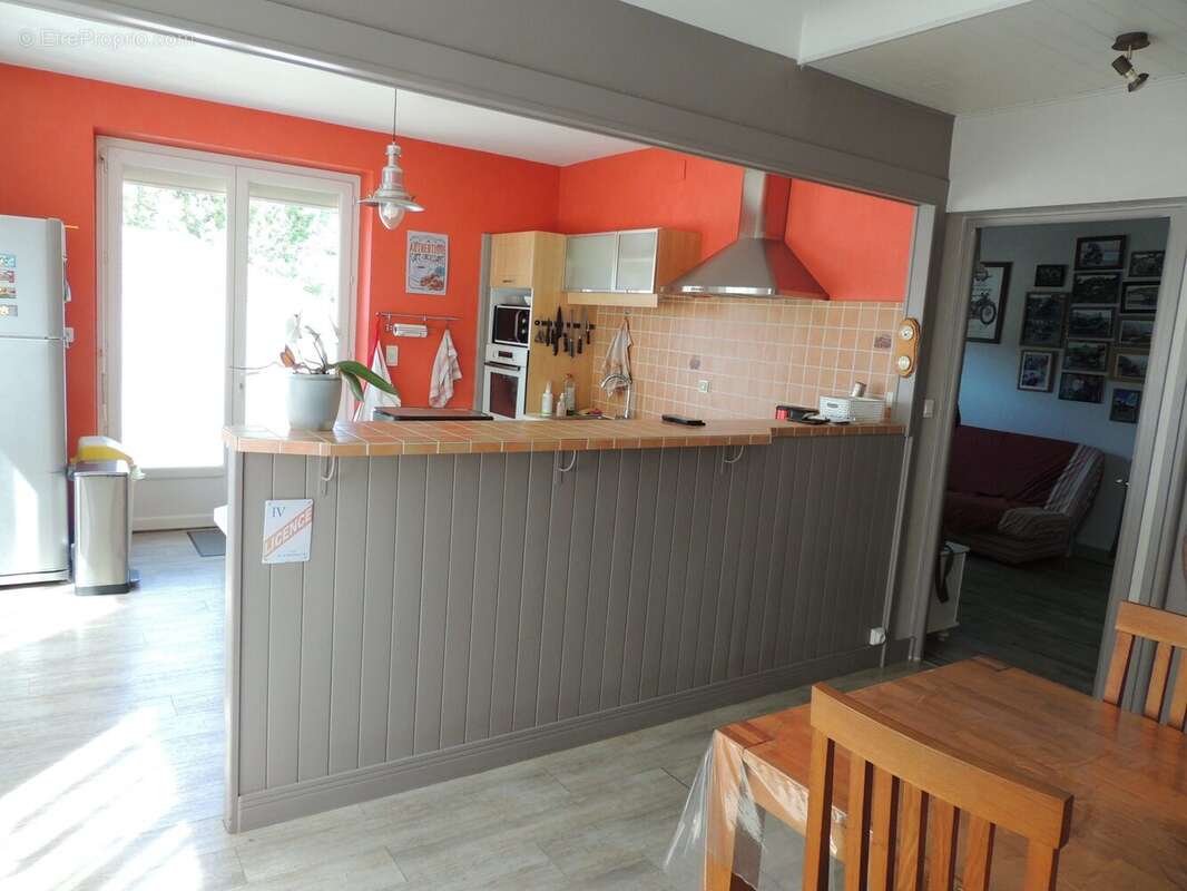 Maison 121 m² à Villefranche-De-Rouergue  - photo 3