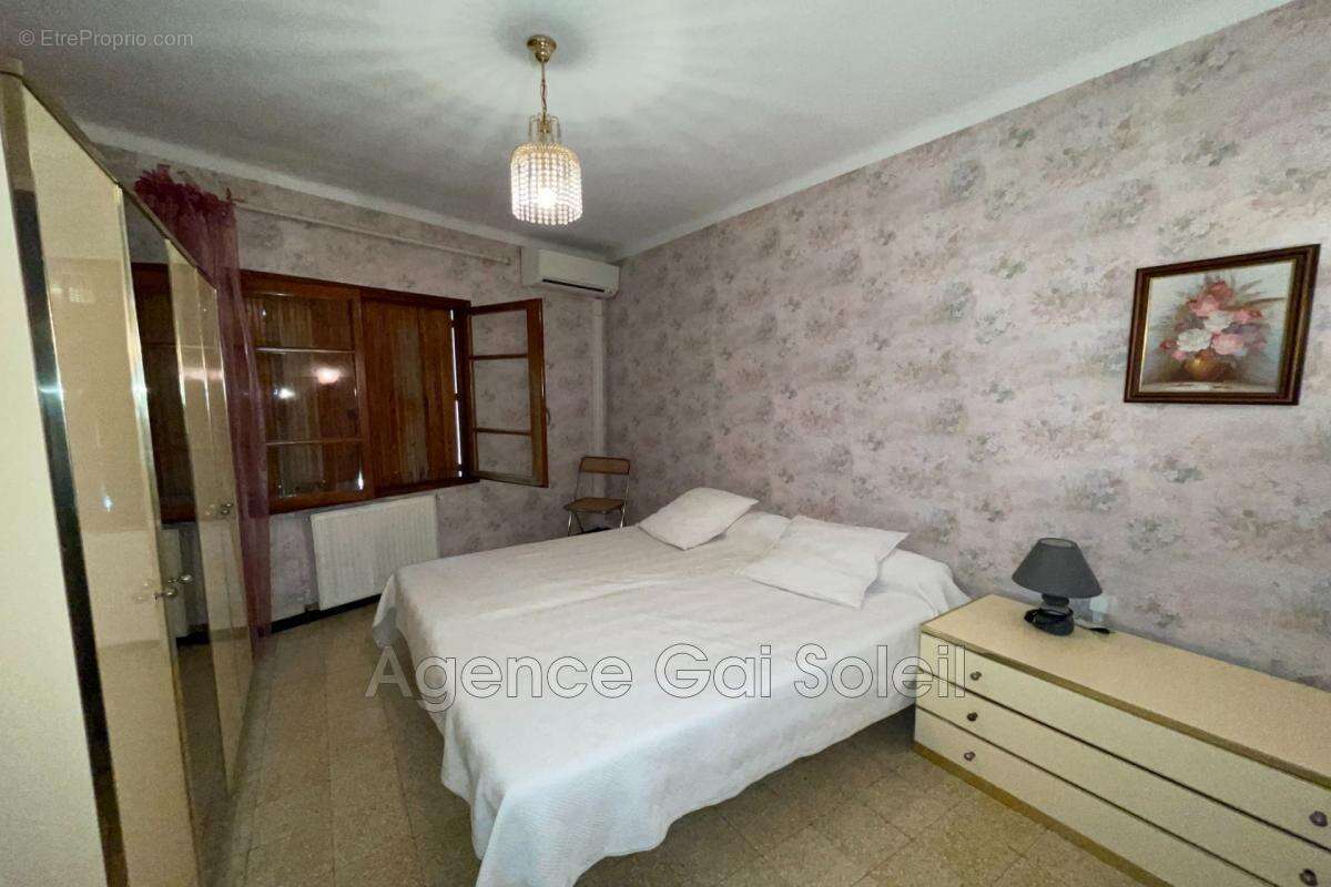 Maison à NISSAN-LEZ-ENSERUNE