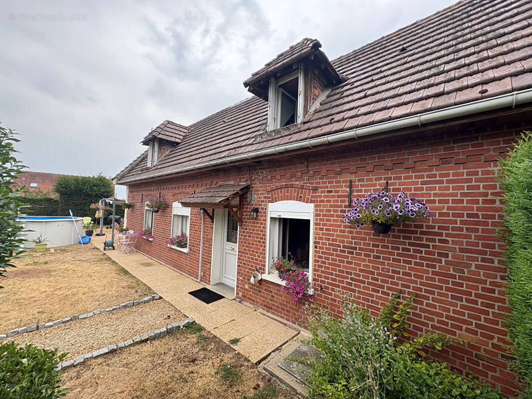 Maison à NOYERS-SAINT-MARTIN