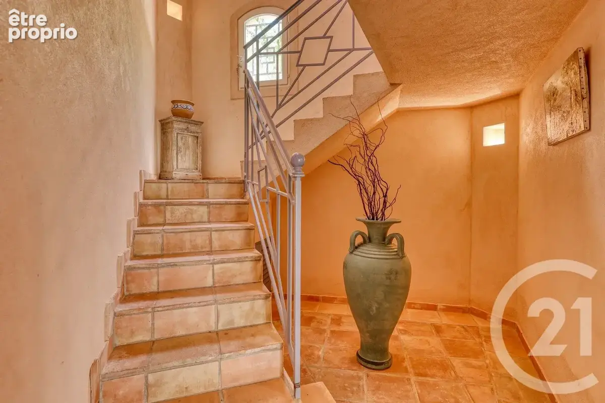 Appartement 6 pièces 204 m² à vendre à Hyeres (83400) - photo 19