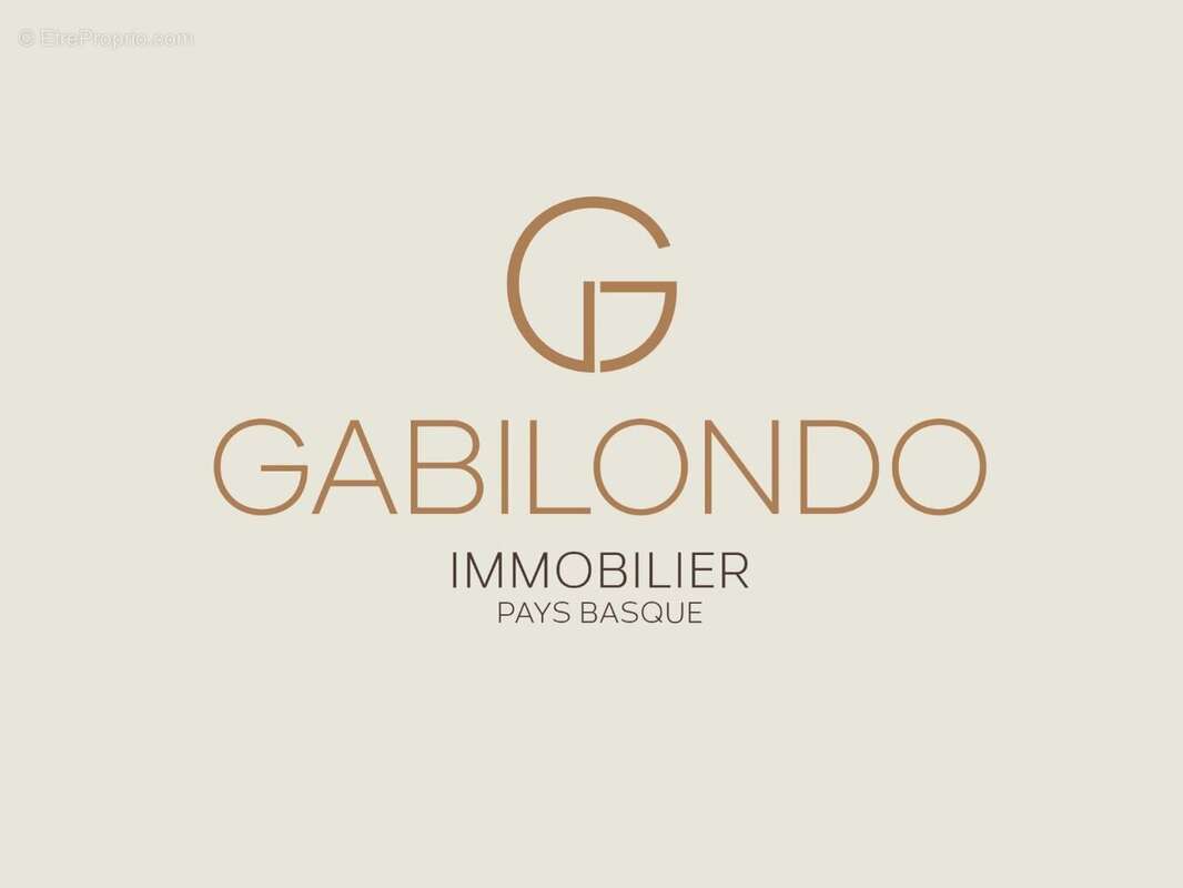 Appartement à URRUGNE