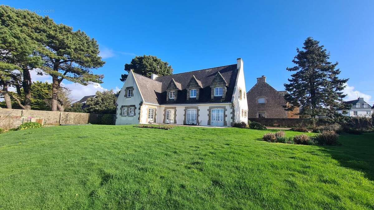 Maison à PORT-LOUIS