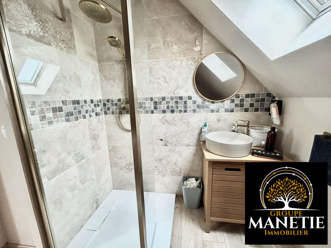 Autre à FRESNES-LES-MONTAUBAN