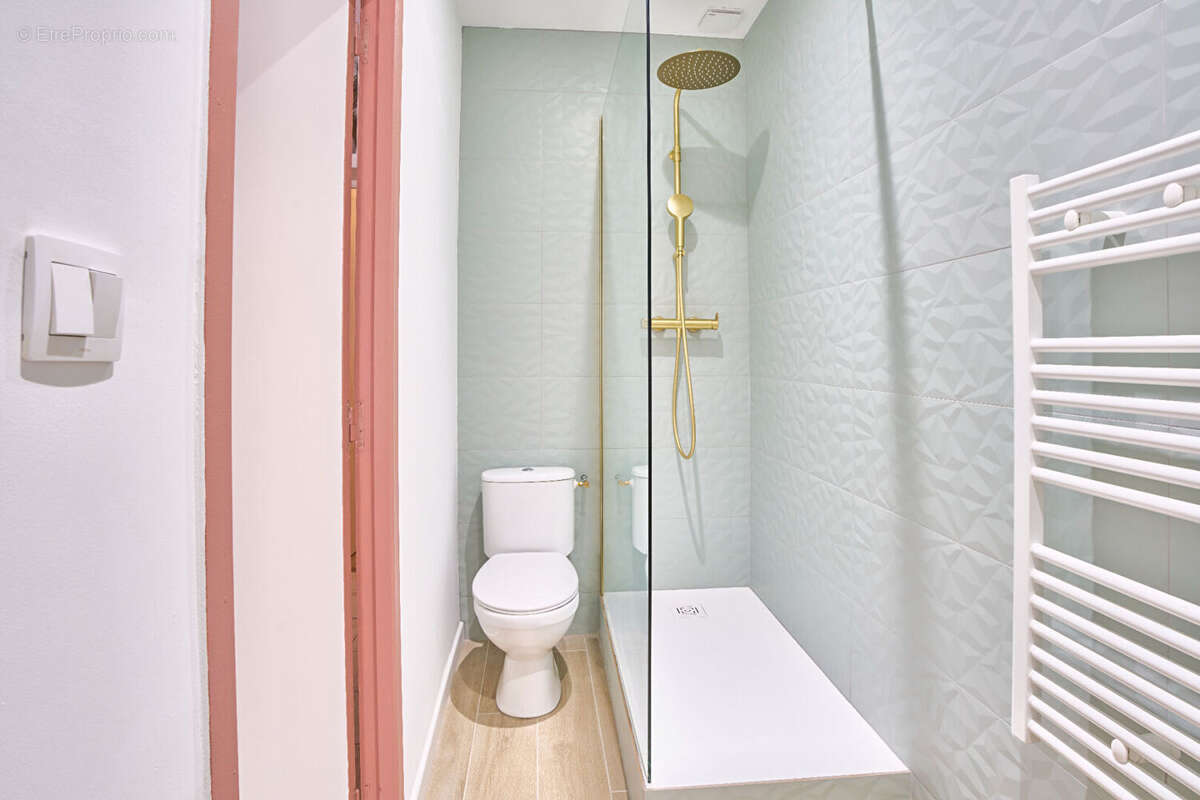 Appartement à MARSEILLE-2E