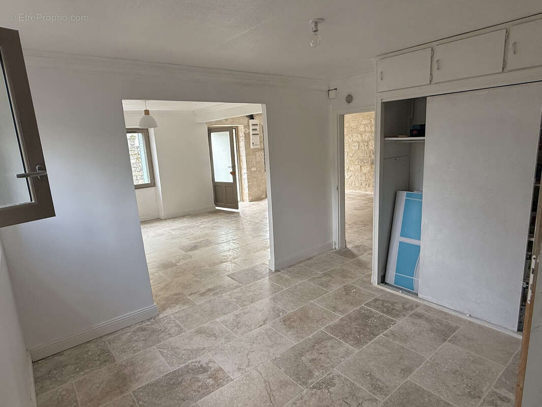Maison de village avec 2 chambres - photo 11