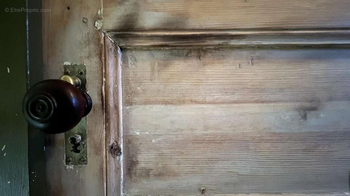 Maison à CHENAC-SAINT-SEURIN-D&#039;UZET