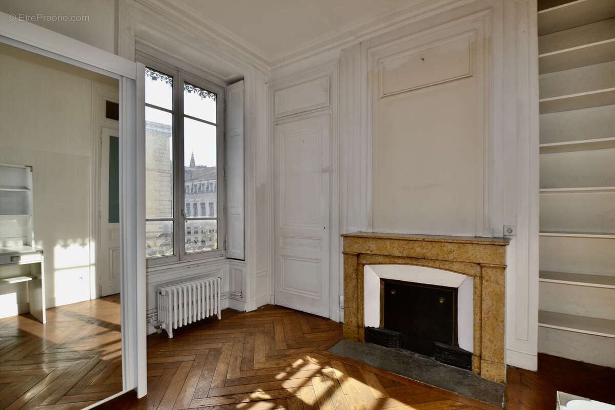 Appartement à LYON-1E