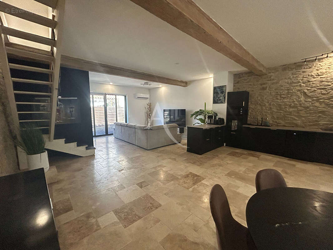 Maison à VILLESEQUELANDE