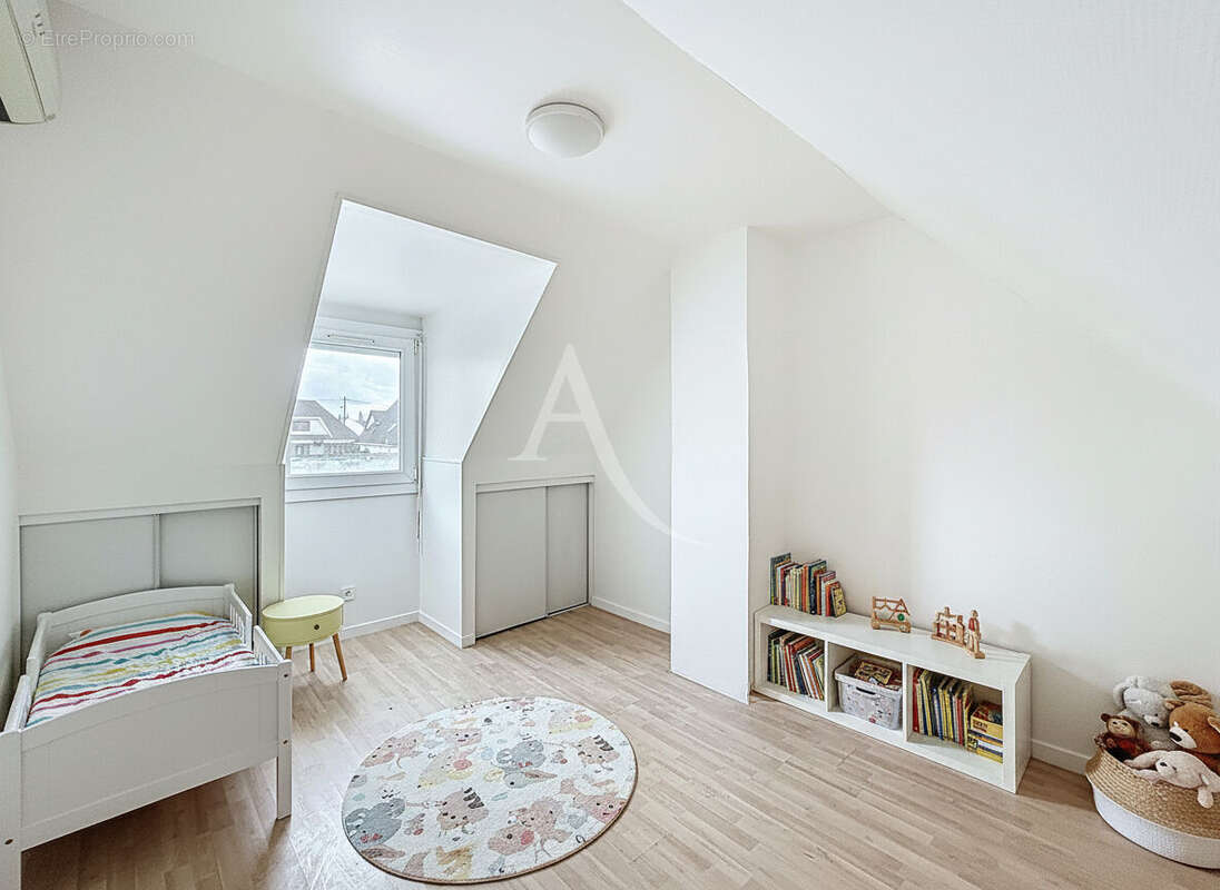 Maison à MITRY-MORY