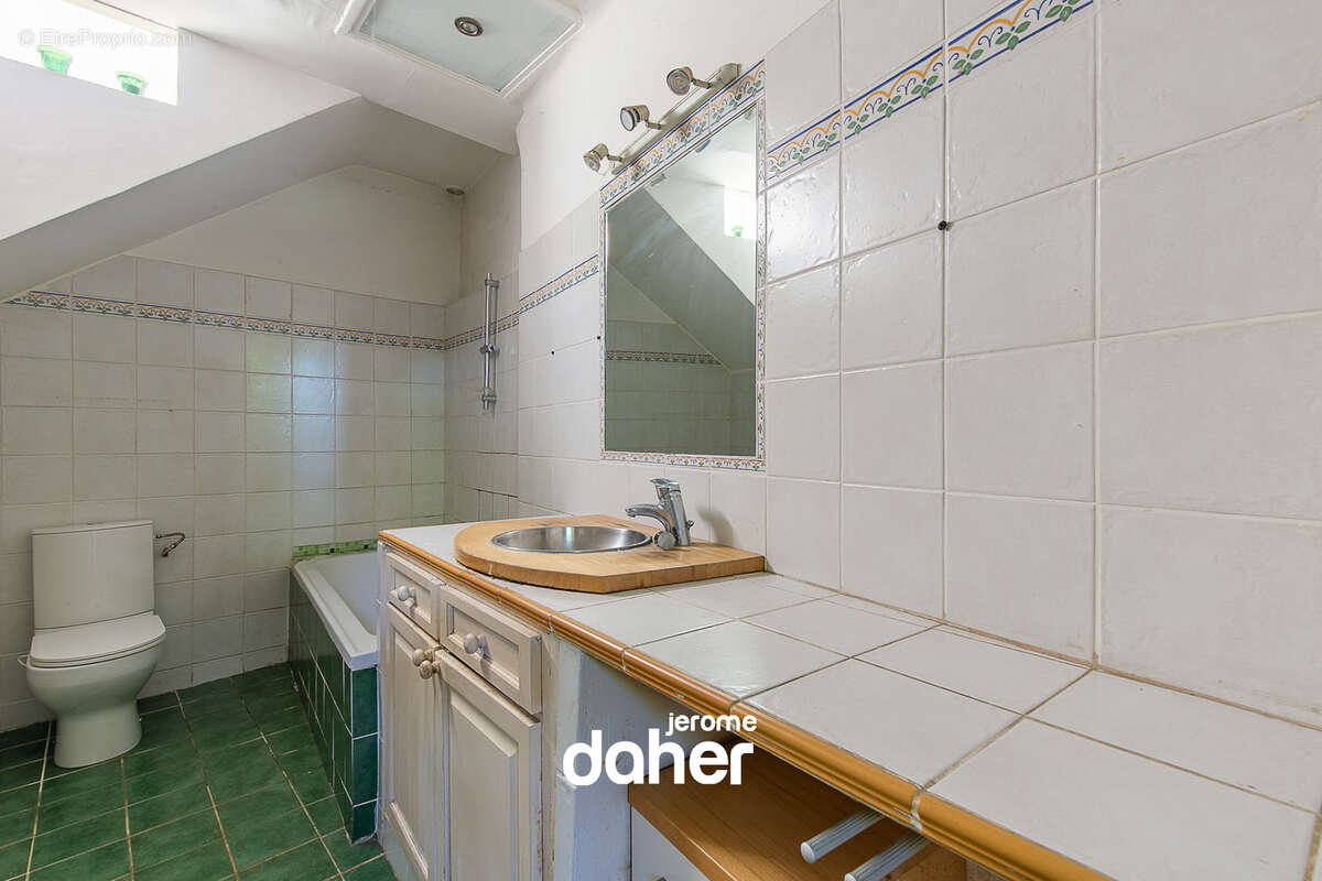 Maison à MARSEILLE-7E