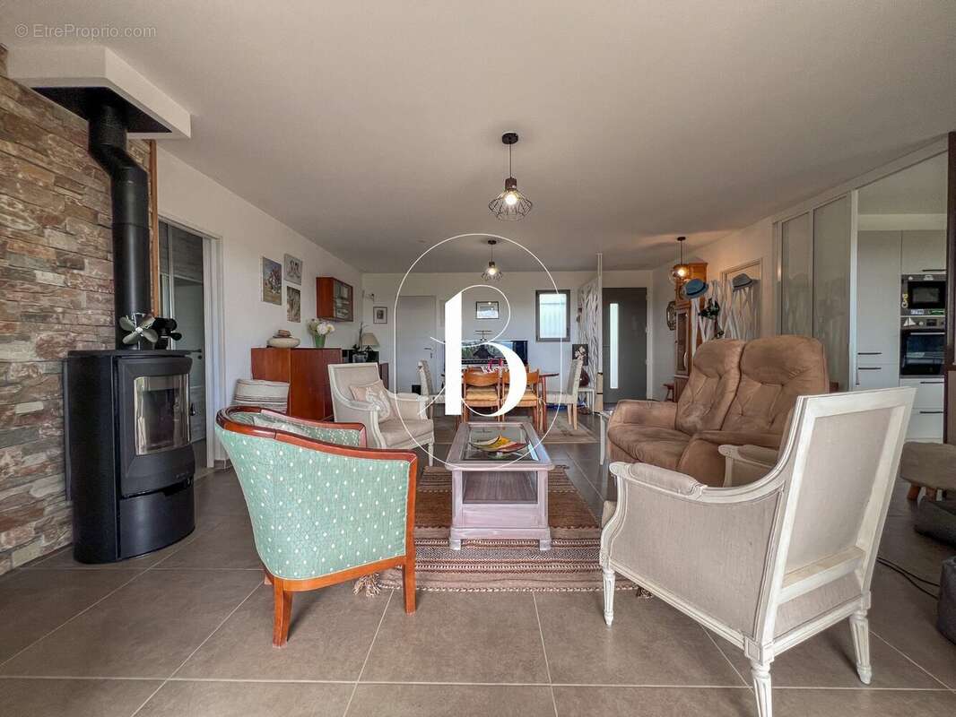 Maison 106 m² à Barjac  - photo 13