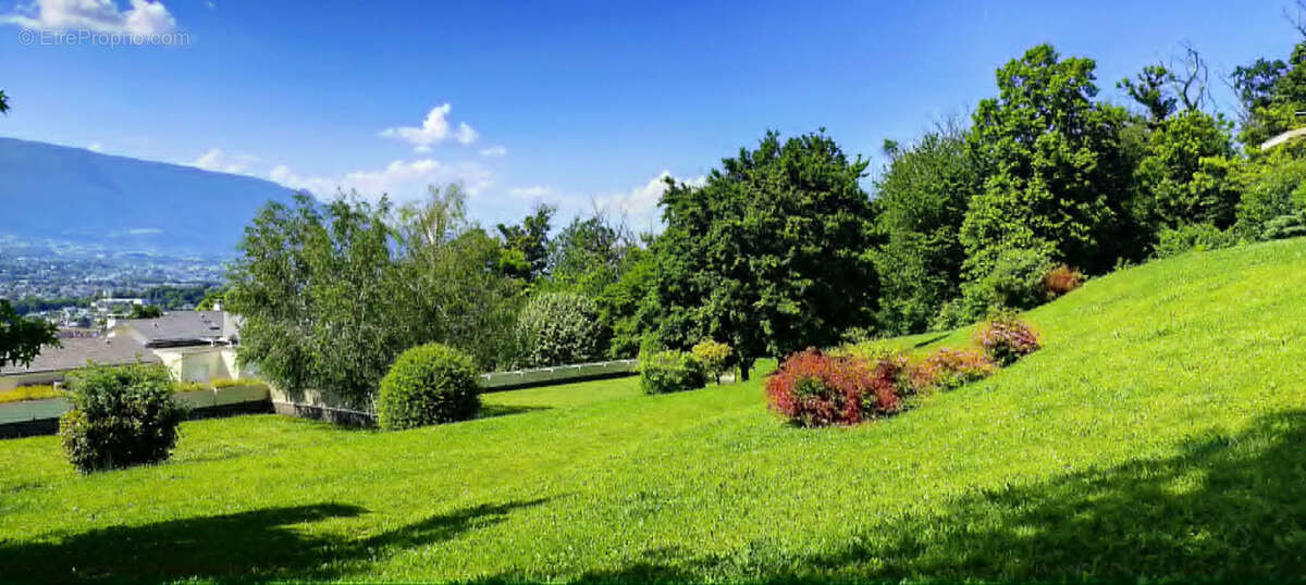 Appartement à JACOB-BELLECOMBETTE