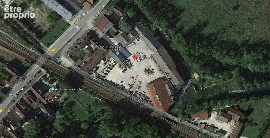 Ensemble immobilier développant 2900m² de surface de bâtiments sur une parcelle de 7850m² - photo 4