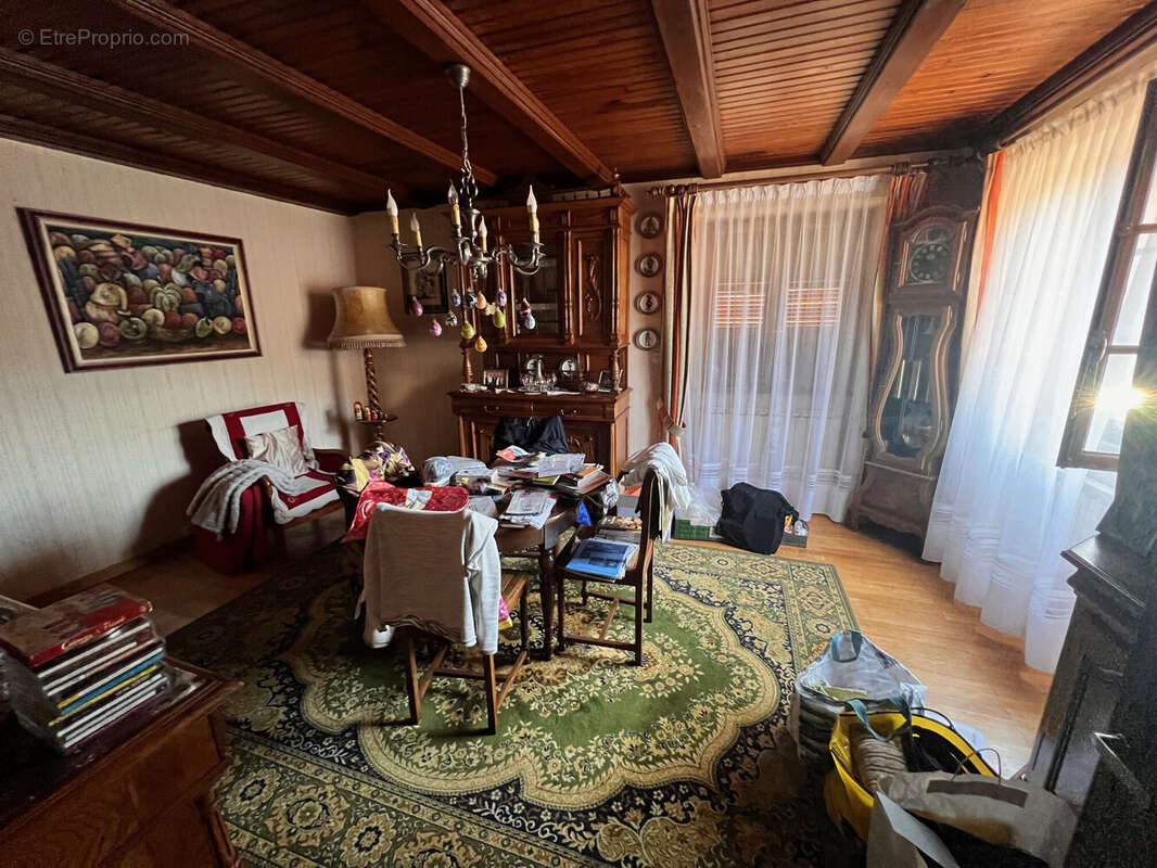 Maison à NEUVE-EGLISE