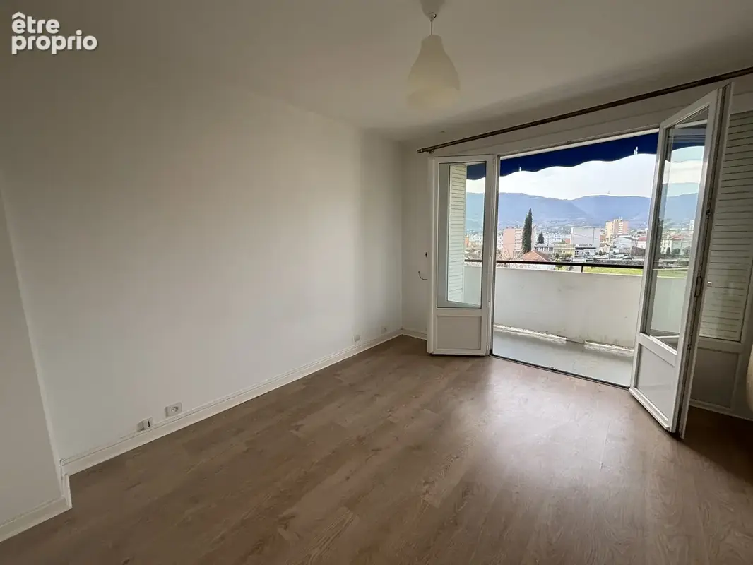 Appartement 4 pièces 79 m² à vendre à Privas (07000) - photo 6