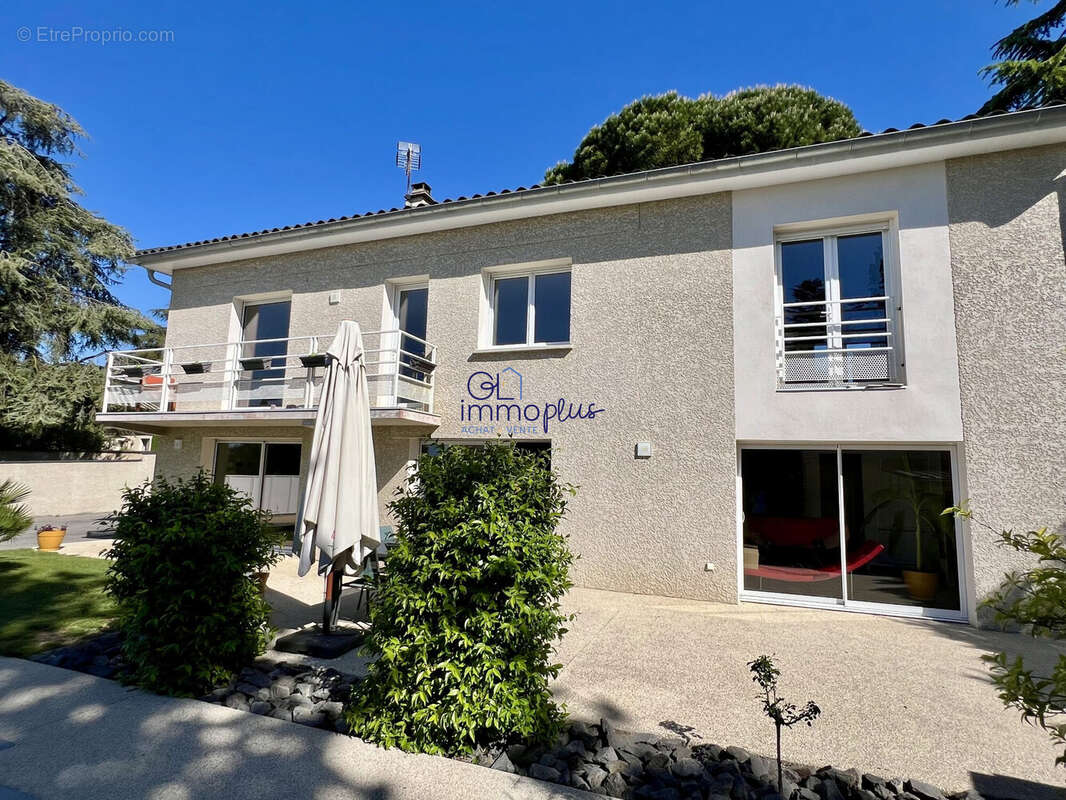 Maison à MOURS-SAINT-EUSEBE
