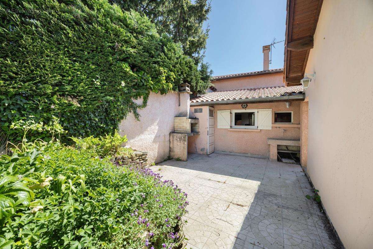 Maison à GENAS