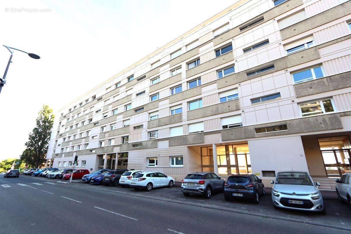 Appartement à CALUIRE-ET-CUIRE