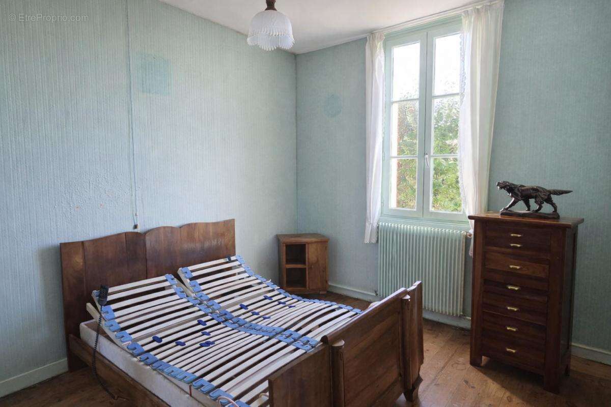 Maison à MORTAGNE-SUR-GIRONDE